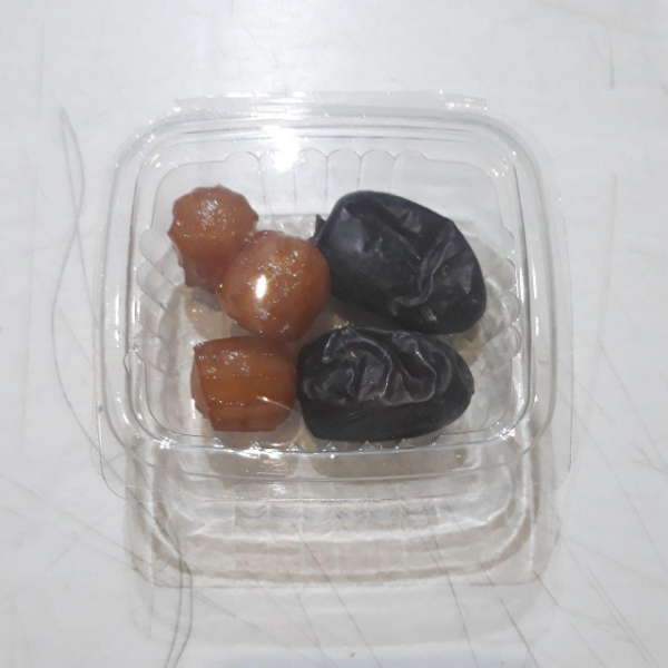 پک دو عددخرما و دو عدد بامیه